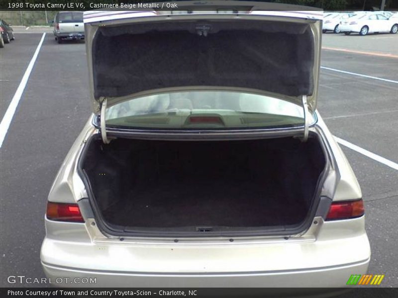 Cashmere Beige Metallic / Oak 1998 Toyota Camry LE V6