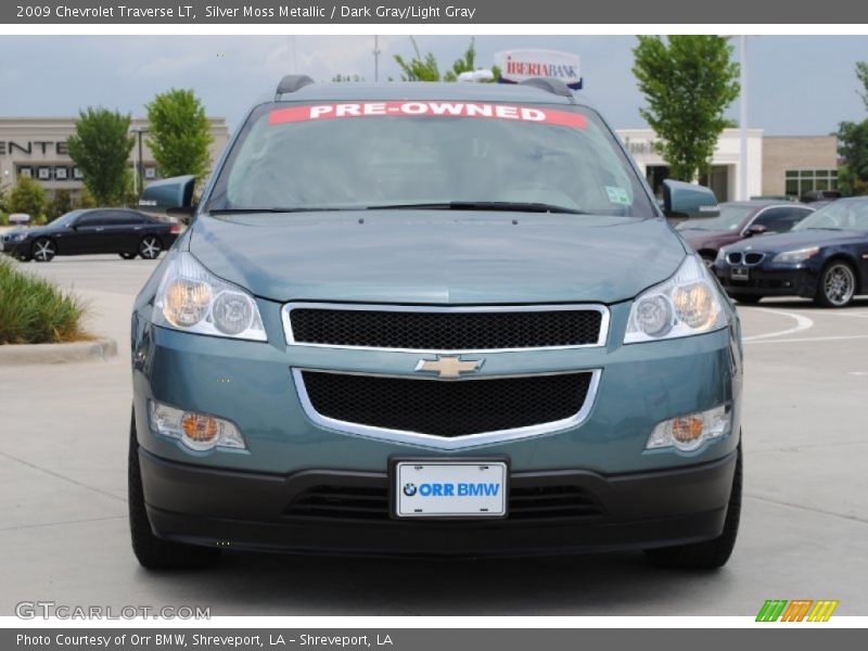 Silver Moss Metallic / Dark Gray/Light Gray 2009 Chevrolet Traverse LT