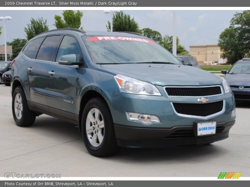 Silver Moss Metallic / Dark Gray/Light Gray 2009 Chevrolet Traverse LT