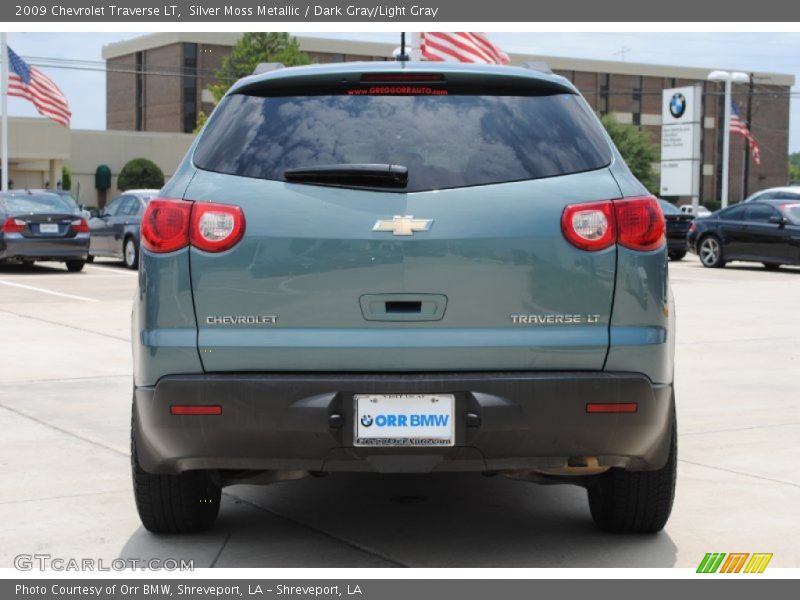 Silver Moss Metallic / Dark Gray/Light Gray 2009 Chevrolet Traverse LT