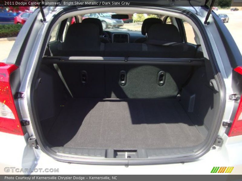 Bright Silver Metallic / Dark Slate Gray 2011 Dodge Caliber Mainstreet