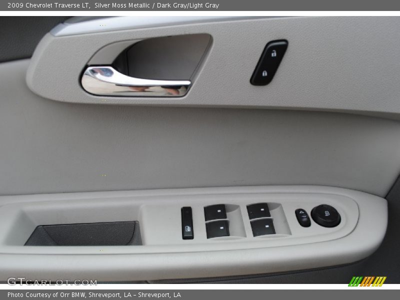 Silver Moss Metallic / Dark Gray/Light Gray 2009 Chevrolet Traverse LT
