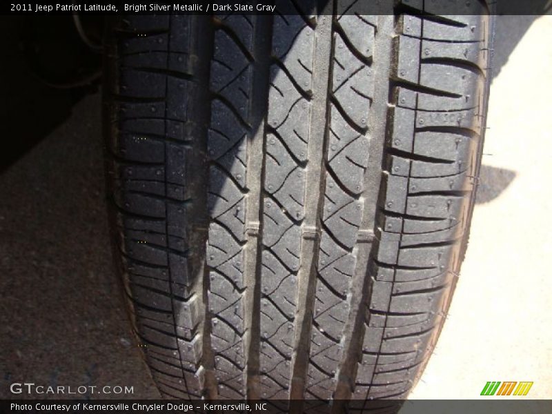 Bright Silver Metallic / Dark Slate Gray 2011 Jeep Patriot Latitude