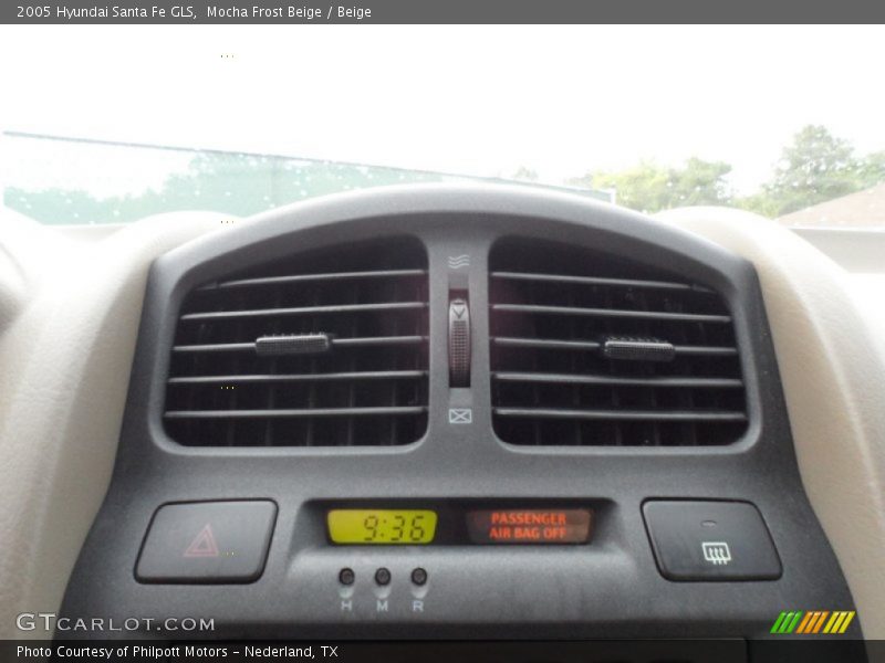 Mocha Frost Beige / Beige 2005 Hyundai Santa Fe GLS