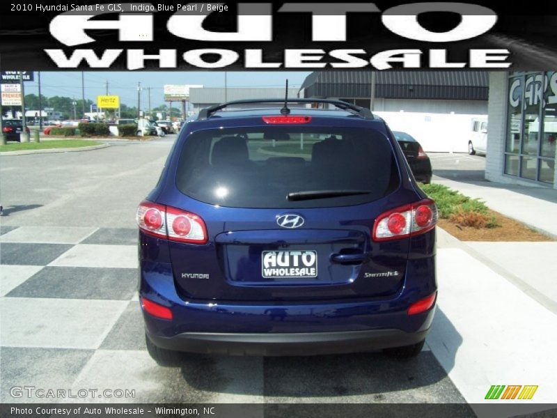 Indigo Blue Pearl / Beige 2010 Hyundai Santa Fe GLS