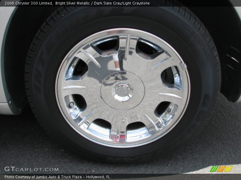 Bright Silver Metallic / Dark Slate Gray/Light Graystone 2006 Chrysler 300 Limited