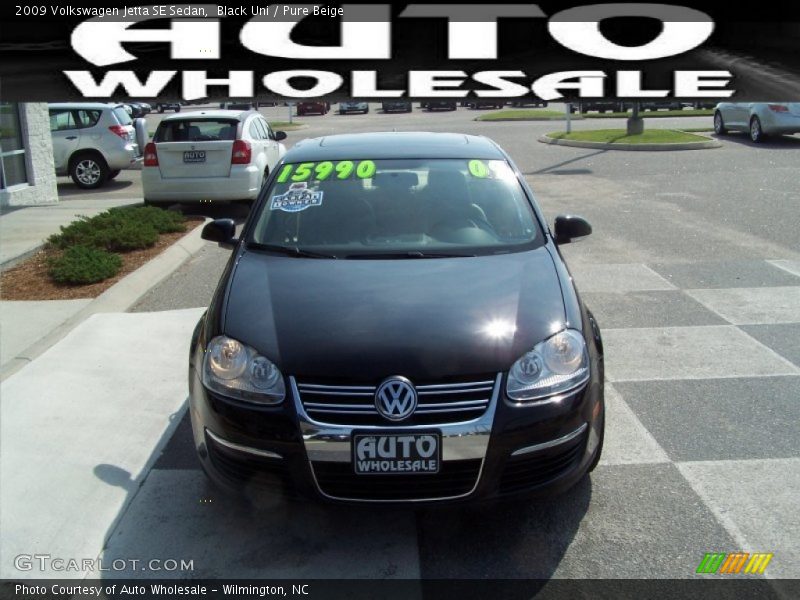 Black Uni / Pure Beige 2009 Volkswagen Jetta SE Sedan