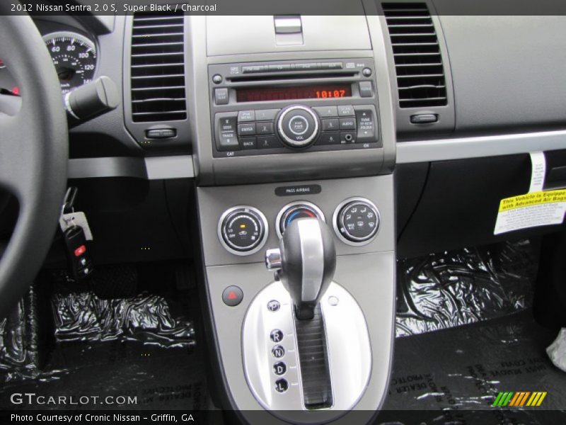 Super Black / Charcoal 2012 Nissan Sentra 2.0 S