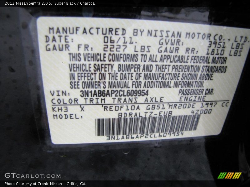 Super Black / Charcoal 2012 Nissan Sentra 2.0 S