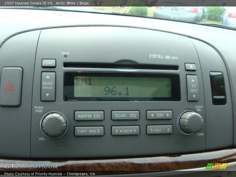 Arctic White / Beige 2007 Hyundai Sonata SE V6