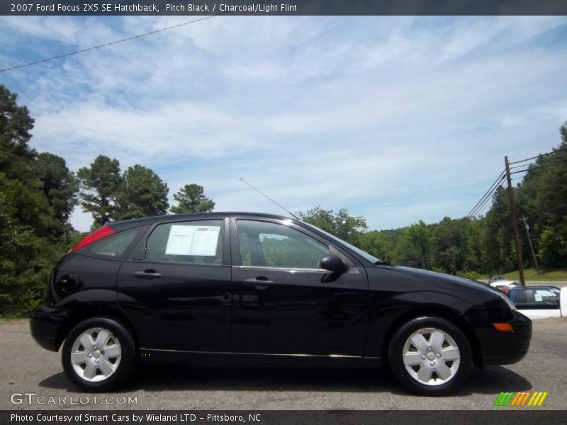 Pitch Black / Charcoal/Light Flint 2007 Ford Focus ZX5 SE Hatchback