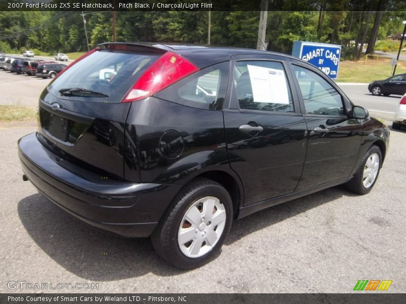 Pitch Black / Charcoal/Light Flint 2007 Ford Focus ZX5 SE Hatchback