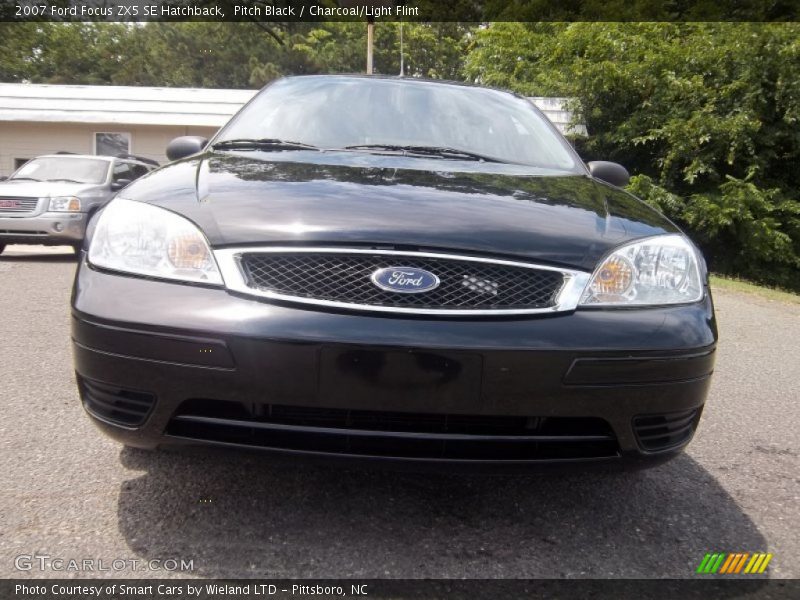 Pitch Black / Charcoal/Light Flint 2007 Ford Focus ZX5 SE Hatchback