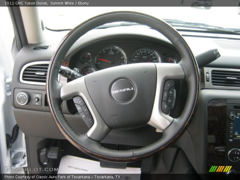 Summit White / Ebony 2011 GMC Yukon Denali