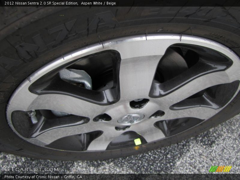 Aspen White / Beige 2012 Nissan Sentra 2.0 SR Special Edition