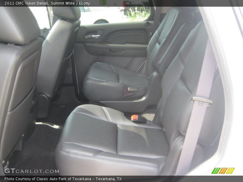 Summit White / Ebony 2011 GMC Yukon Denali