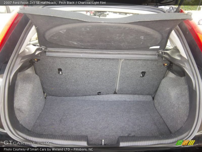 Pitch Black / Charcoal/Light Flint 2007 Ford Focus ZX5 SE Hatchback