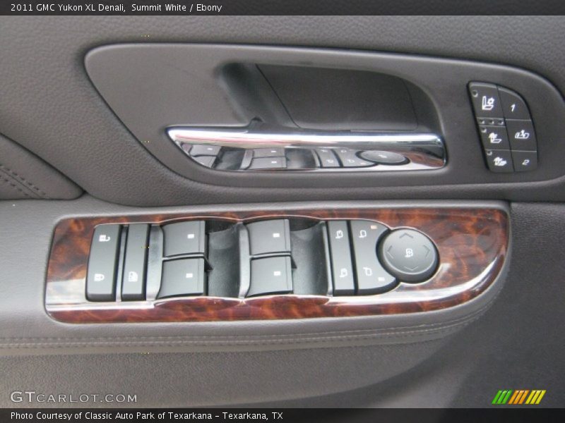 Summit White / Ebony 2011 GMC Yukon XL Denali