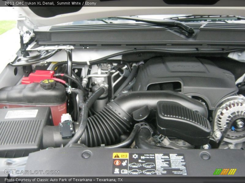 Summit White / Ebony 2011 GMC Yukon XL Denali
