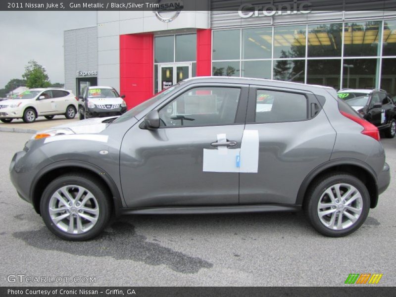 Gun Metallic / Black/Silver Trim 2011 Nissan Juke S