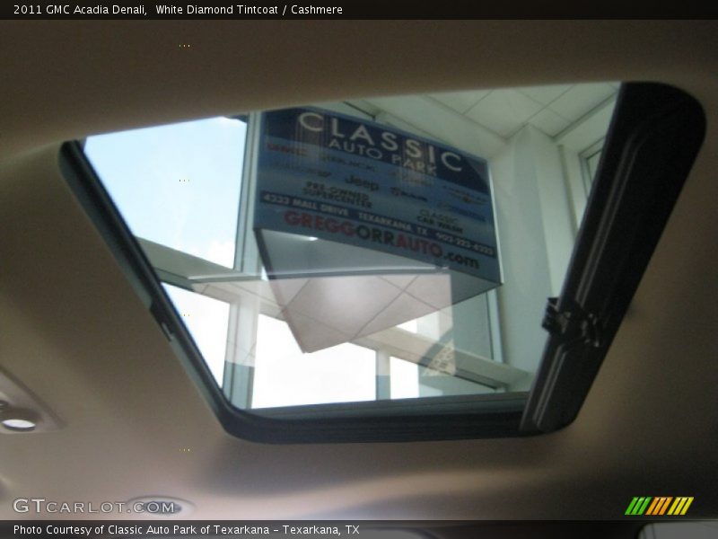 White Diamond Tintcoat / Cashmere 2011 GMC Acadia Denali