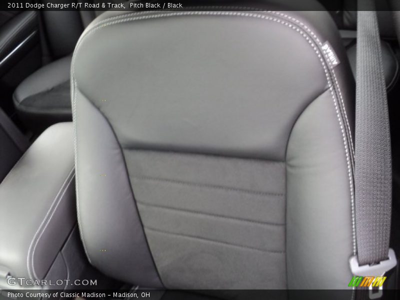 Pitch Black / Black 2011 Dodge Charger R/T Road & Track
