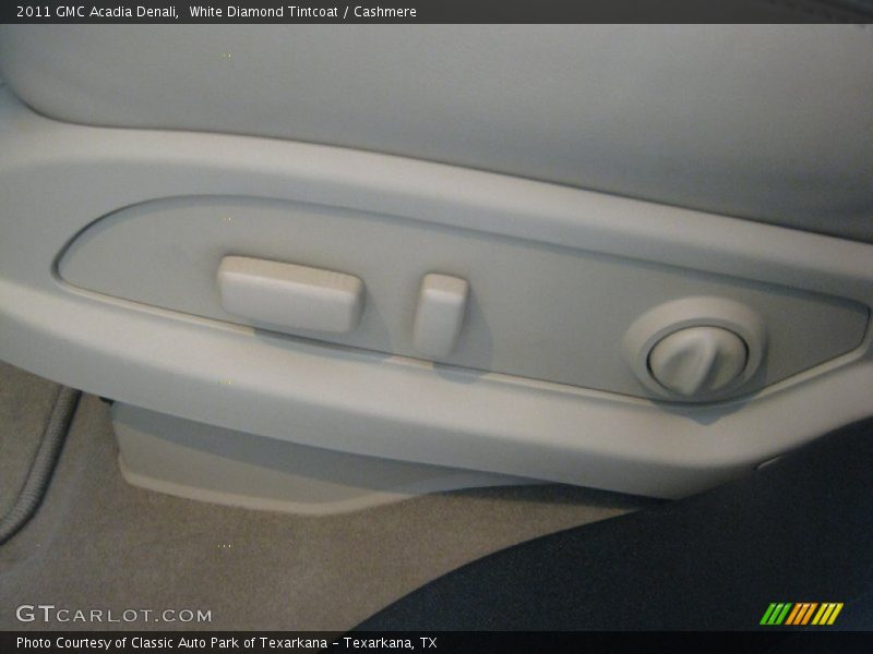 White Diamond Tintcoat / Cashmere 2011 GMC Acadia Denali
