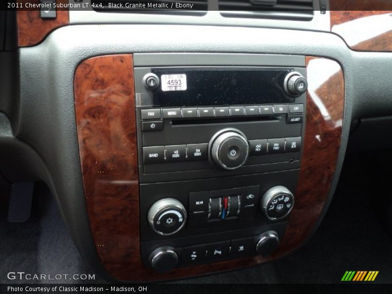 Black Granite Metallic / Ebony 2011 Chevrolet Suburban LT 4x4