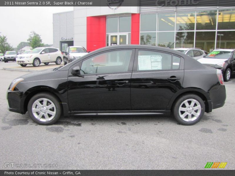 Super Black / Charcoal 2011 Nissan Sentra 2.0 SR