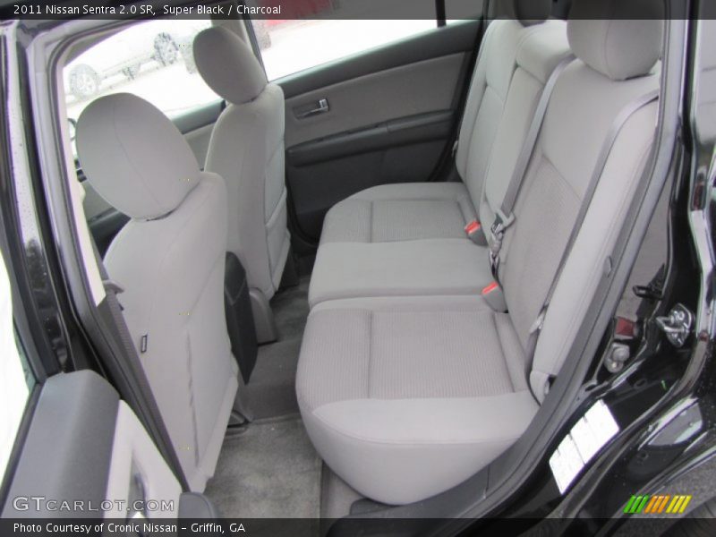 Super Black / Charcoal 2011 Nissan Sentra 2.0 SR