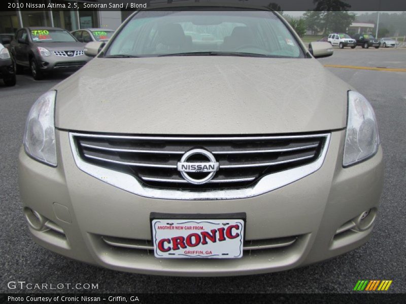 Sonoran Sand / Blond 2010 Nissan Altima 2.5