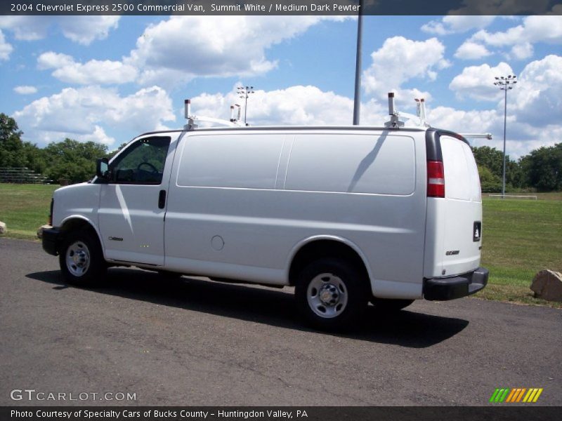 Summit White / Medium Dark Pewter 2004 Chevrolet Express 2500 Commercial Van