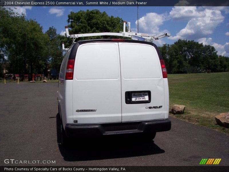 Summit White / Medium Dark Pewter 2004 Chevrolet Express 2500 Commercial Van
