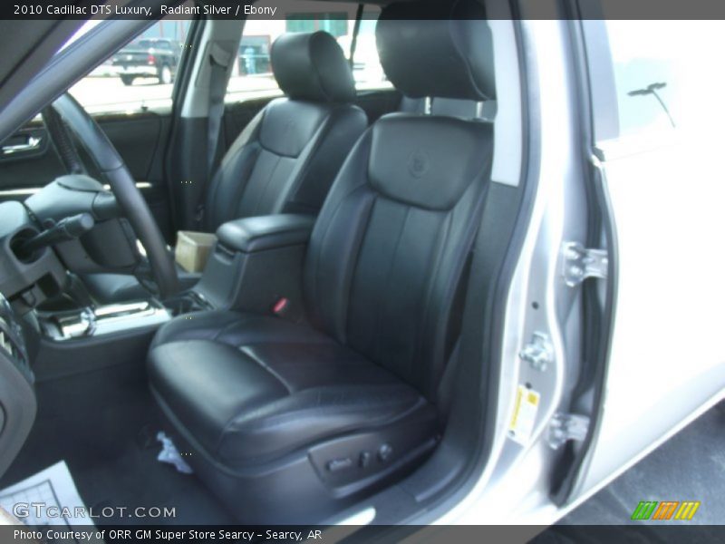 Radiant Silver / Ebony 2010 Cadillac DTS Luxury