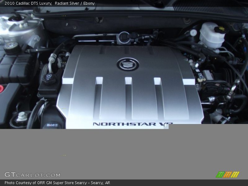 Radiant Silver / Ebony 2010 Cadillac DTS Luxury