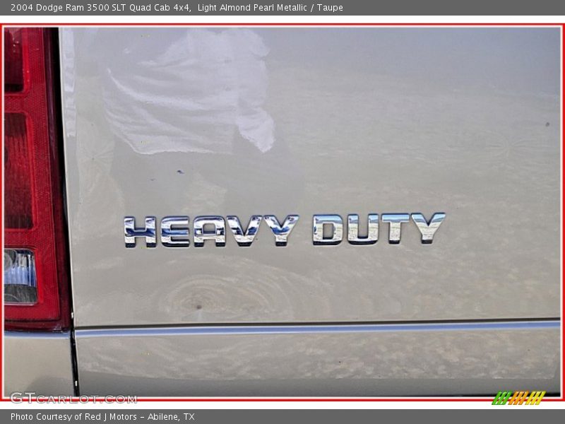Light Almond Pearl Metallic / Taupe 2004 Dodge Ram 3500 SLT Quad Cab 4x4