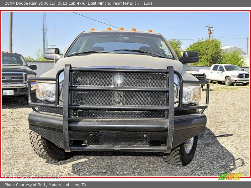 Light Almond Pearl Metallic / Taupe 2004 Dodge Ram 3500 SLT Quad Cab 4x4