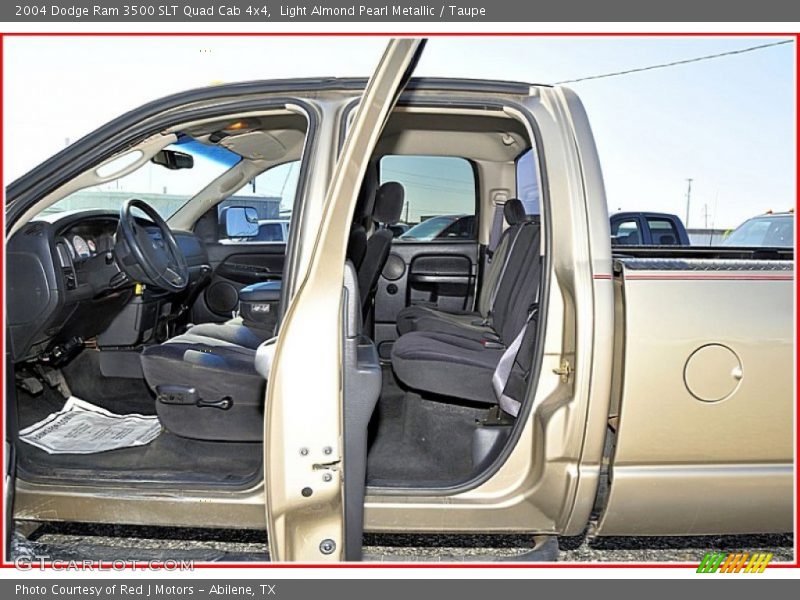 Light Almond Pearl Metallic / Taupe 2004 Dodge Ram 3500 SLT Quad Cab 4x4