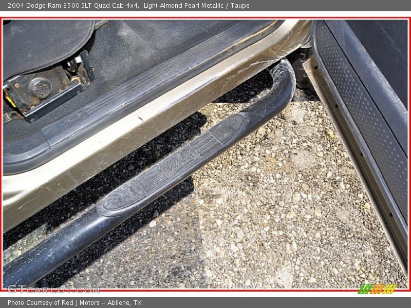 Light Almond Pearl Metallic / Taupe 2004 Dodge Ram 3500 SLT Quad Cab 4x4