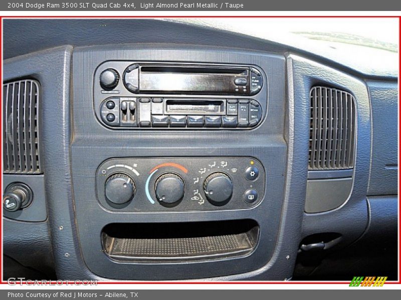 Light Almond Pearl Metallic / Taupe 2004 Dodge Ram 3500 SLT Quad Cab 4x4