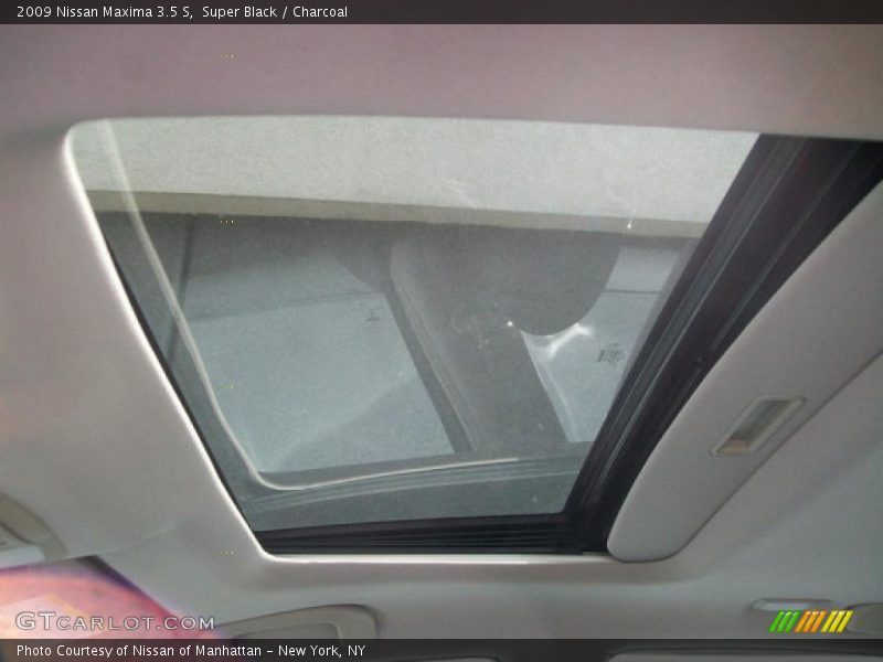 Super Black / Charcoal 2009 Nissan Maxima 3.5 S