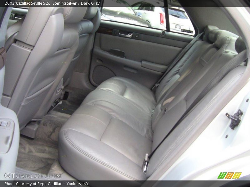 Sterling Silver / Dark Gray 2002 Cadillac Seville SLS