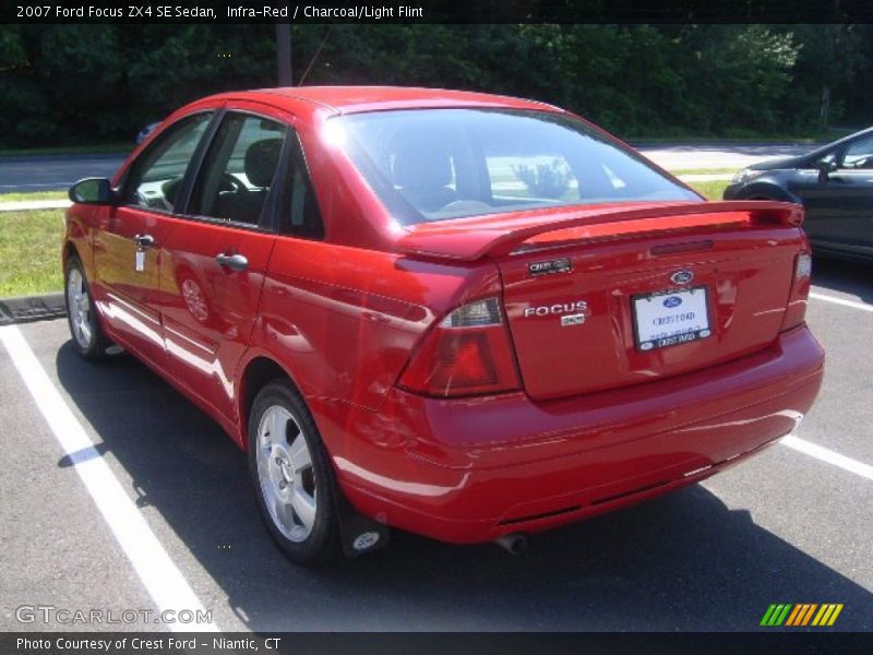 Infra-Red / Charcoal/Light Flint 2007 Ford Focus ZX4 SE Sedan