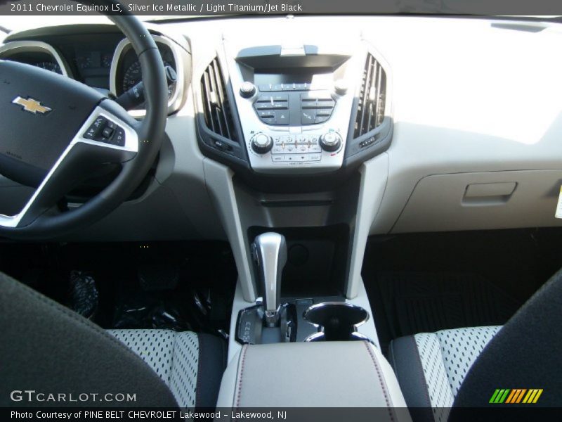 Silver Ice Metallic / Light Titanium/Jet Black 2011 Chevrolet Equinox LS
