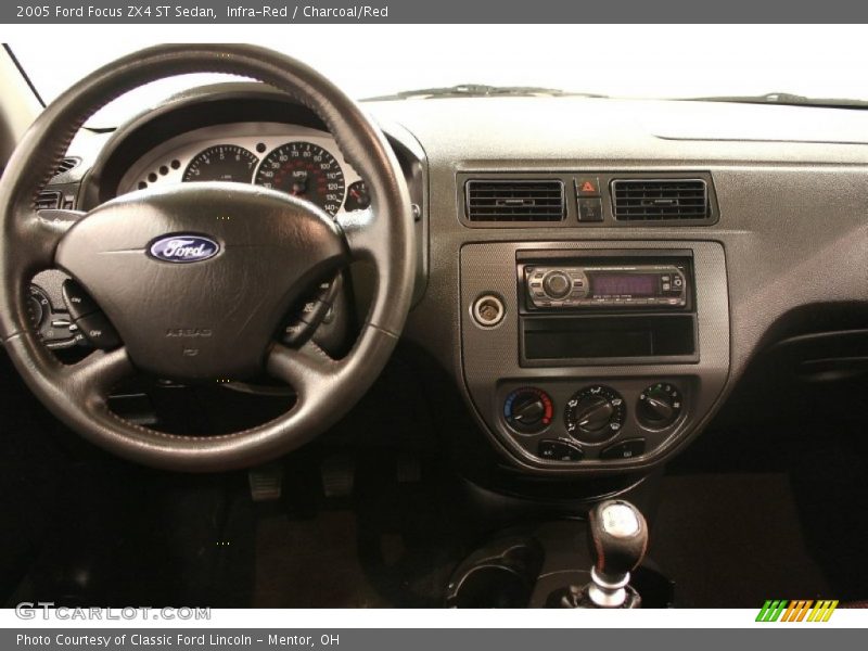 Dashboard of 2005 Focus ZX4 ST Sedan
