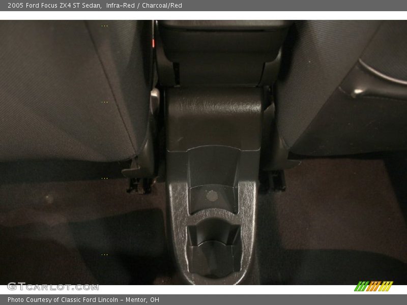 Infra-Red / Charcoal/Red 2005 Ford Focus ZX4 ST Sedan
