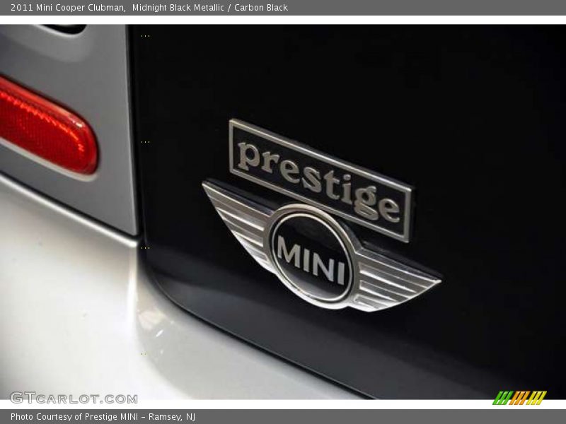 Midnight Black Metallic / Carbon Black 2011 Mini Cooper Clubman