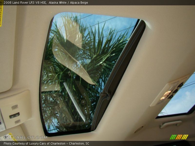 Sunroof of 2008 LR3 V8 HSE