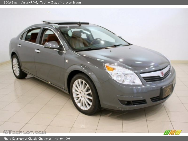 Front 3/4 View of 2009 Aura XR V6