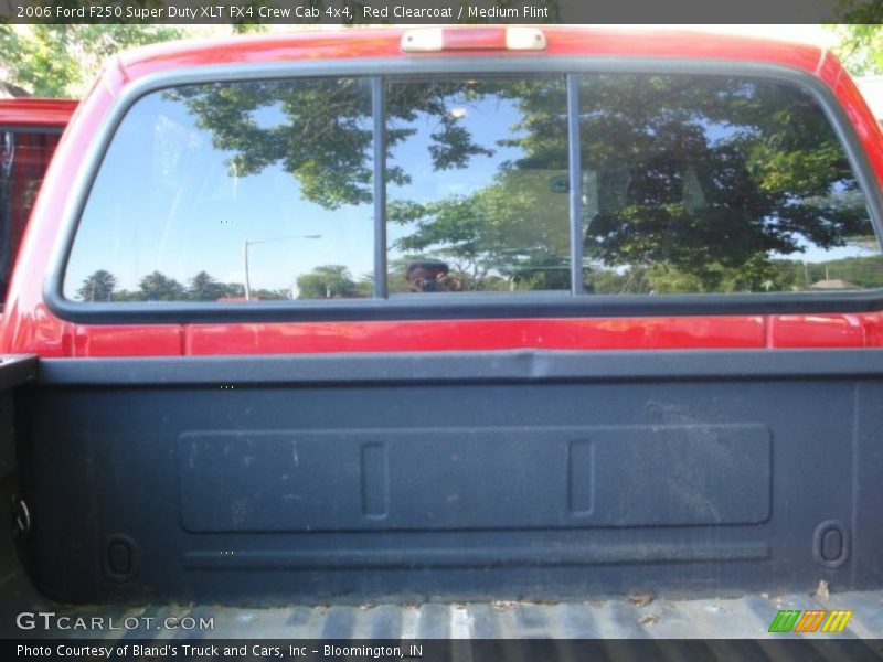 Red Clearcoat / Medium Flint 2006 Ford F250 Super Duty XLT FX4 Crew Cab 4x4